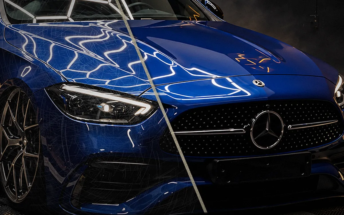 Capô de Mercedes azul dividido por fita: à esquerda com micro-riscos, à direita com reflexo corrigido